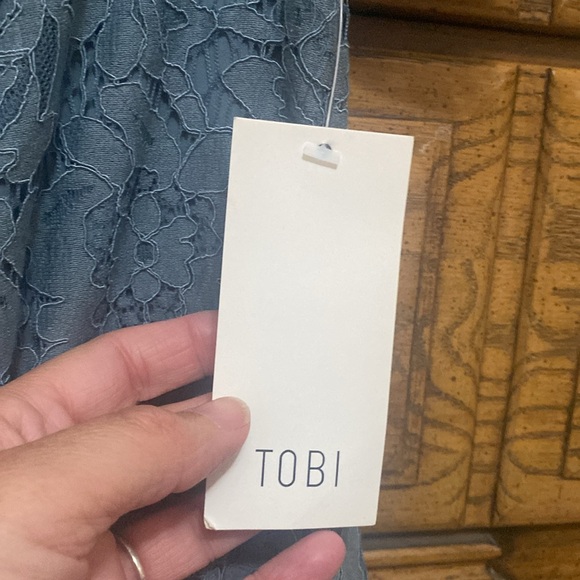 Tobi Lace Mini Dress Unusual Gray/Green/Blue Color. Size Medium - Picture 7 of 7